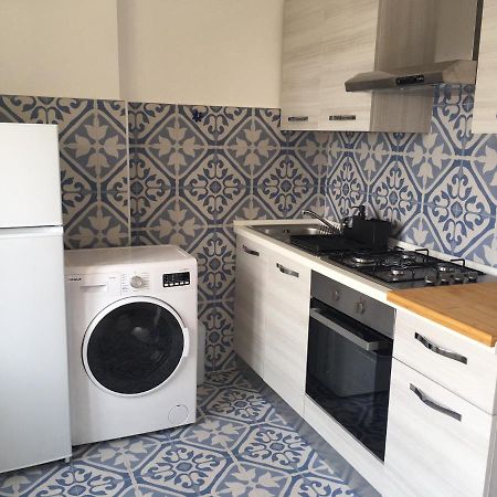 La Dimora Delle Sirene Appartement Salerno Buitenkant foto
