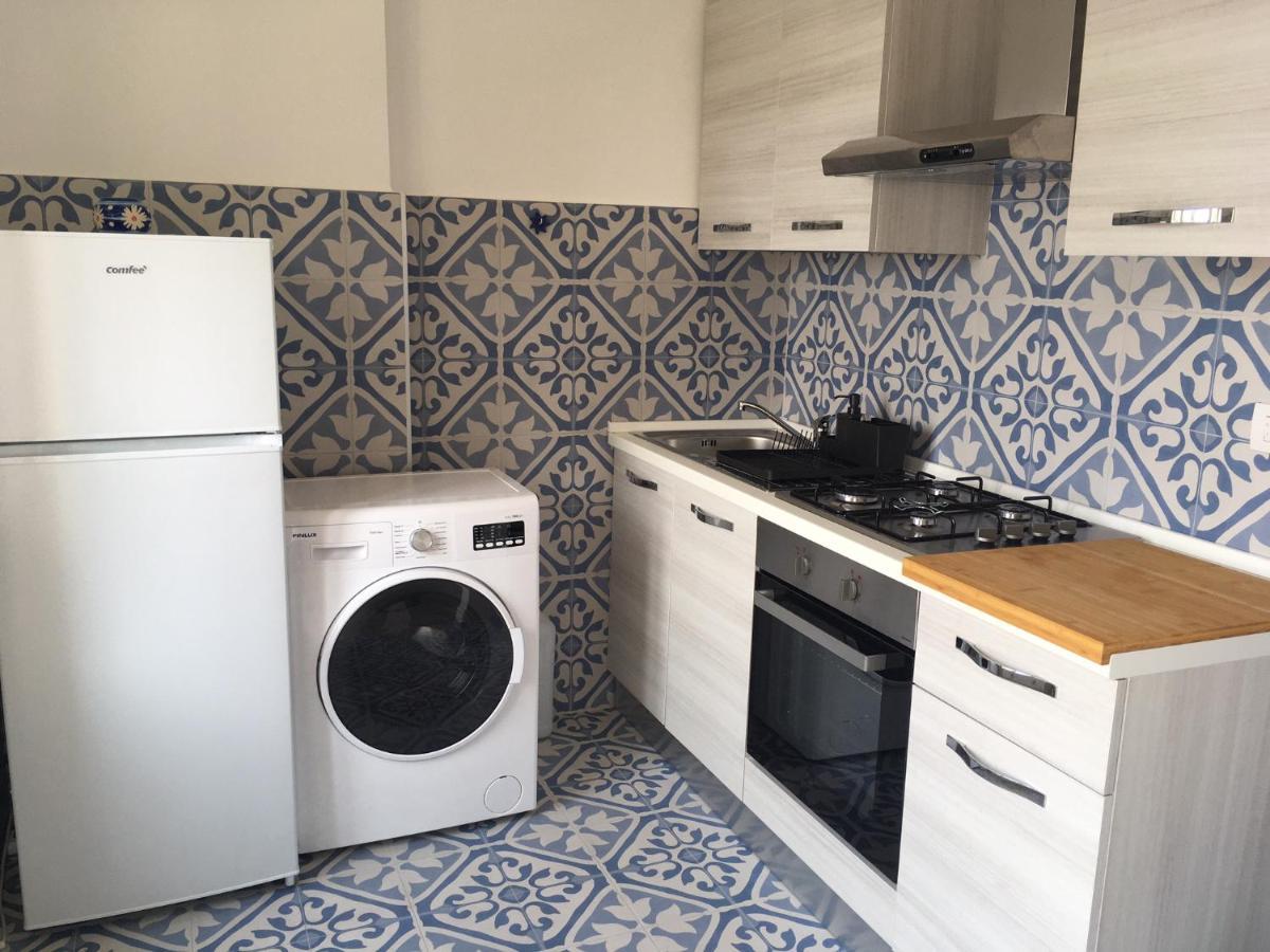 La Dimora Delle Sirene Appartement Salerno Buitenkant foto