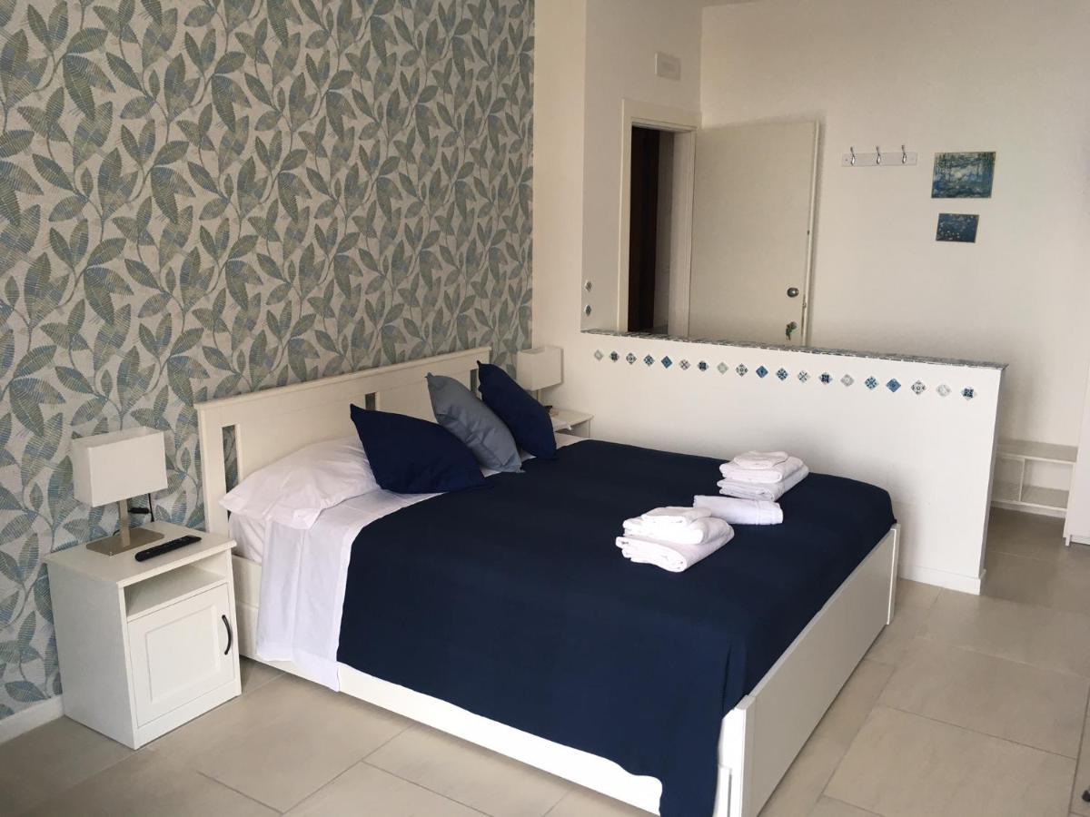 La Dimora Delle Sirene Appartement Salerno Buitenkant foto