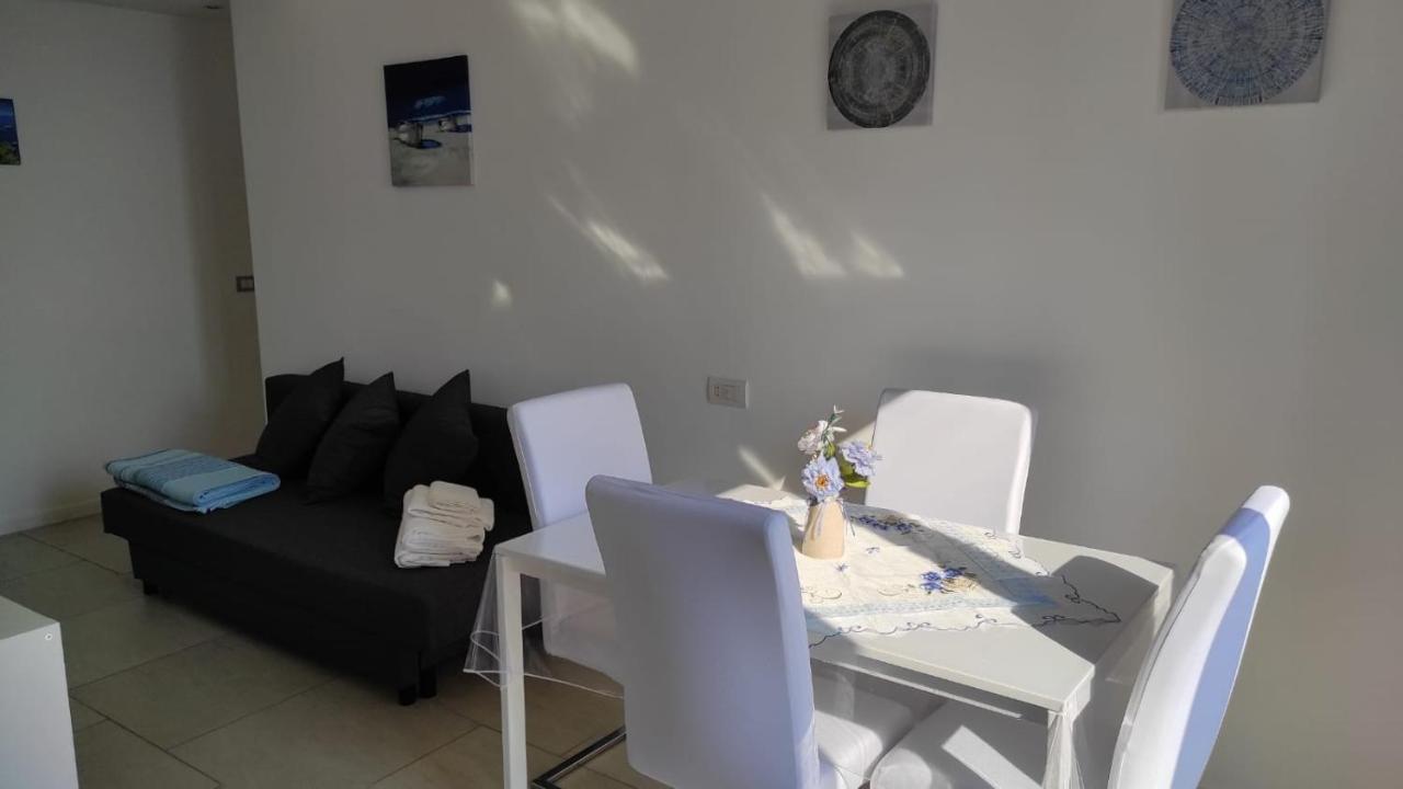 La Dimora Delle Sirene Appartement Salerno Buitenkant foto